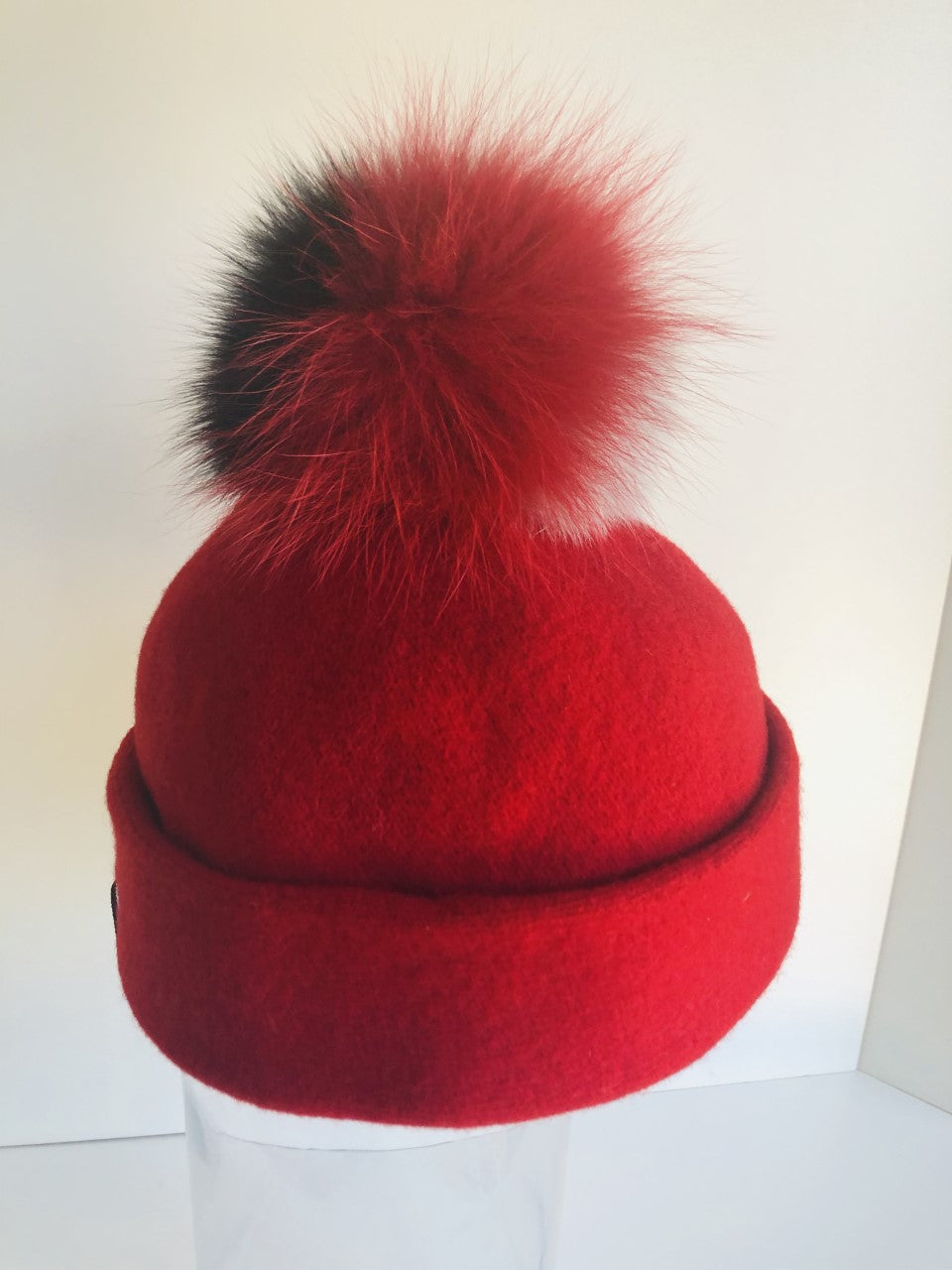 Pom Pom Hat/Red